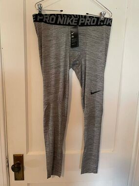 Brand new extra large Nike Pro Men’s Grey Training Tights